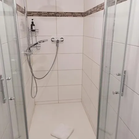 Moderne, Vollausgestattete 3 Br-wohnung Zentrumnah Lägenhet Lich