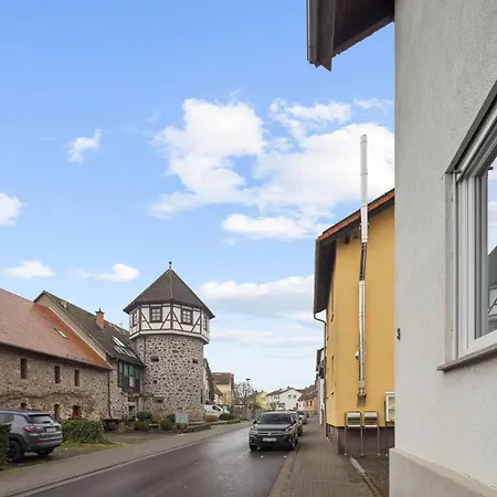 Lägenhet Moderne, Vollausgestattete 3 Br-wohnung Zentrumnah